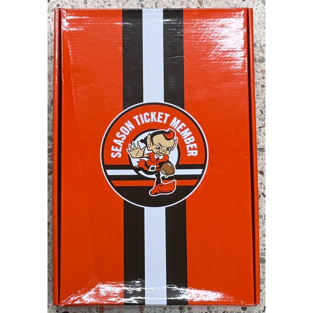 Cleveland Browns NFL Season Ticket Member Satin Bomber Jacket Size XL